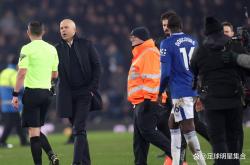 开云体育app-利物浦后卫遭遇严重伤病影响进程