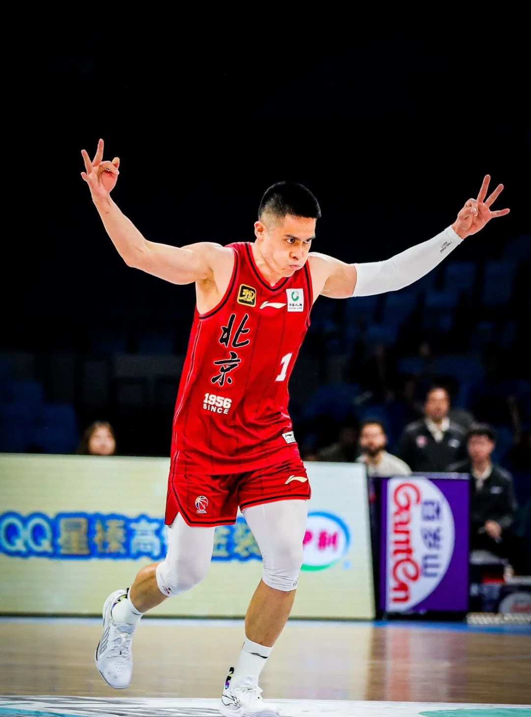 关于山西男篮主场胜江苏队斗志昂扬迎战新征程的信息