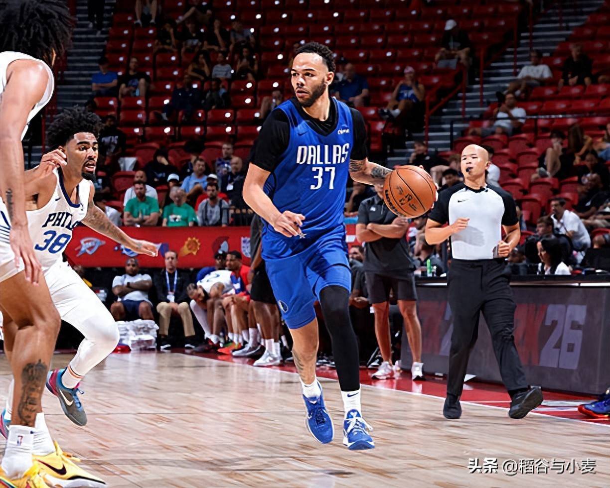 马刺主场不敌独行侠遭遇两连败 马刺主场不敌独行侠遭遇两连败